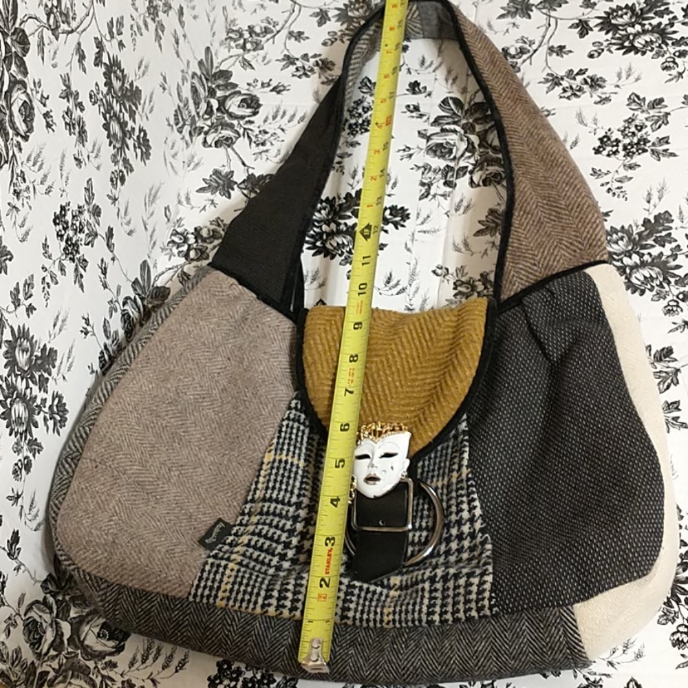 baabaaZuzu Wool Patchwork Upcycled Purse - Picture 9 of 14